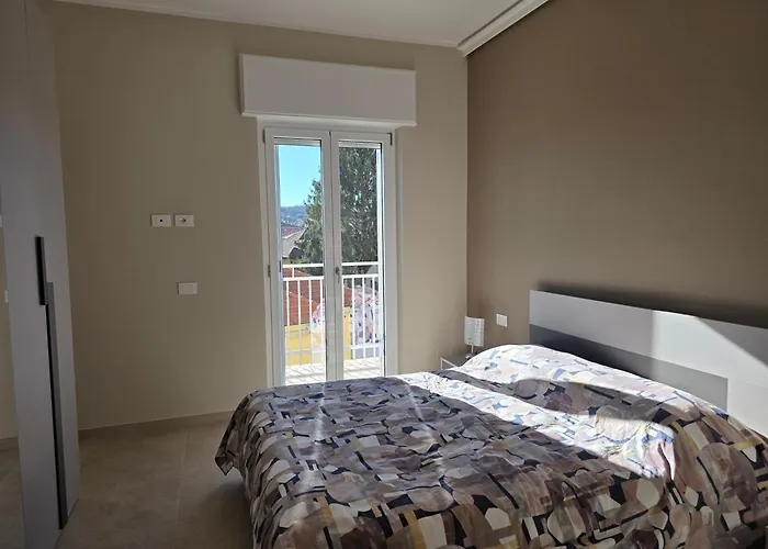 In Vista דירה ארונה